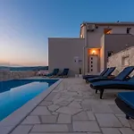 Ubytování v soukromí Quiet Bay Getaway Mona 5 7 And 8 Ražanj