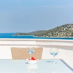 Quiet Bay Getaway Mona 5 7 And 8 * Ražanj