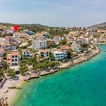 Quiet Bay Getaway Mona 5 7 And 8 Alloggio in famiglia