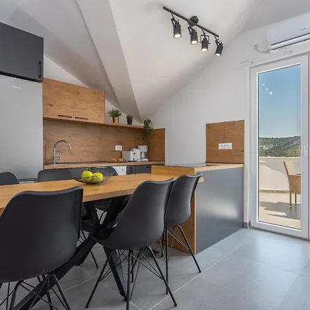 Privatunterkunft Quiet Bay Getaway Apt Mona 5 7 And 8 *