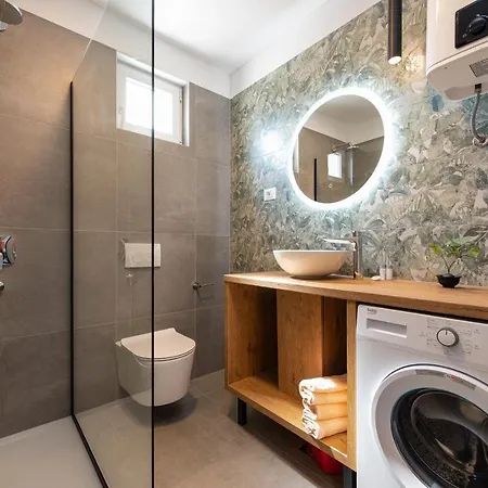 Quiet Bay Getaway Apt Mona 5 7 And 8 民宿