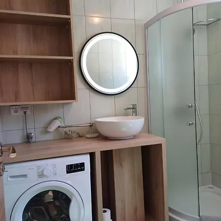 Mona Homestay szállás