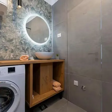 Quiet Bay Getaway Apt Mona 5 7 And 8 Privatunterkunft Ražanj