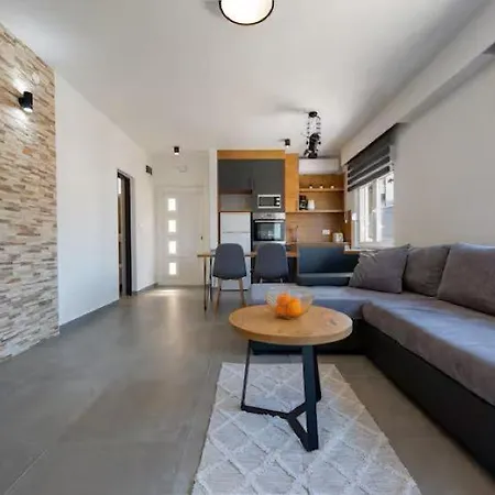 Privatunterkunft Quiet Bay Getaway Apt Mona 5 7 And 8 Ražanj