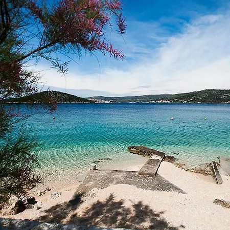 Quiet Bay Getaway Apt Mona 5 7 And 8 *