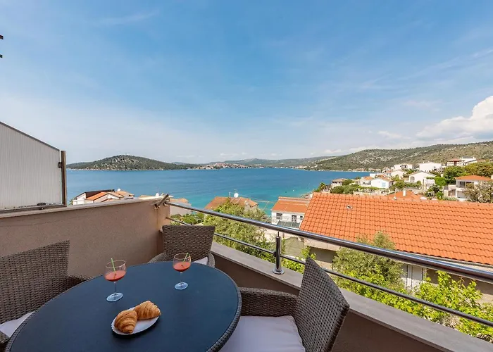 Quiet Bay Getaway Apt Mona 5 7 And 8 Homestay