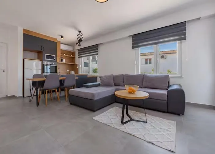 Quiet Bay Getaway Apt Mona 5 7 And 8 *