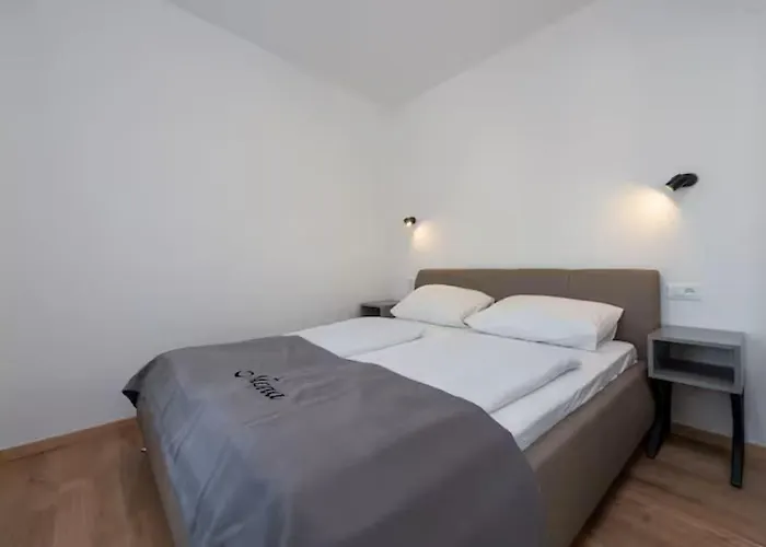 Quiet Bay Getaway Mona 5 7 And 8 * Ražanj