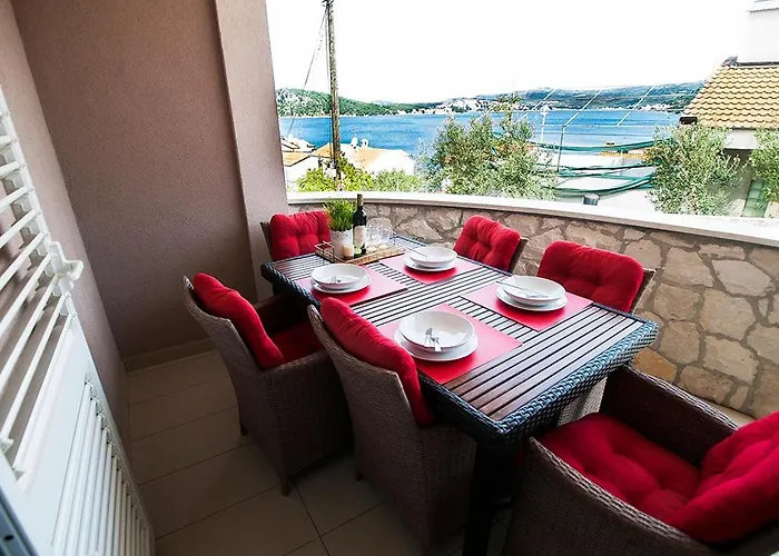 Quiet Bay Getaway Mona 5 7 And 8