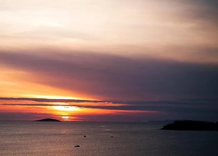 Ubytování v soukromí Quiet Bay Getaway Mona 5 7 And 8 Ražanj